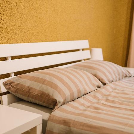 West13 Guest Rooms 크라쿠프 외부 사진