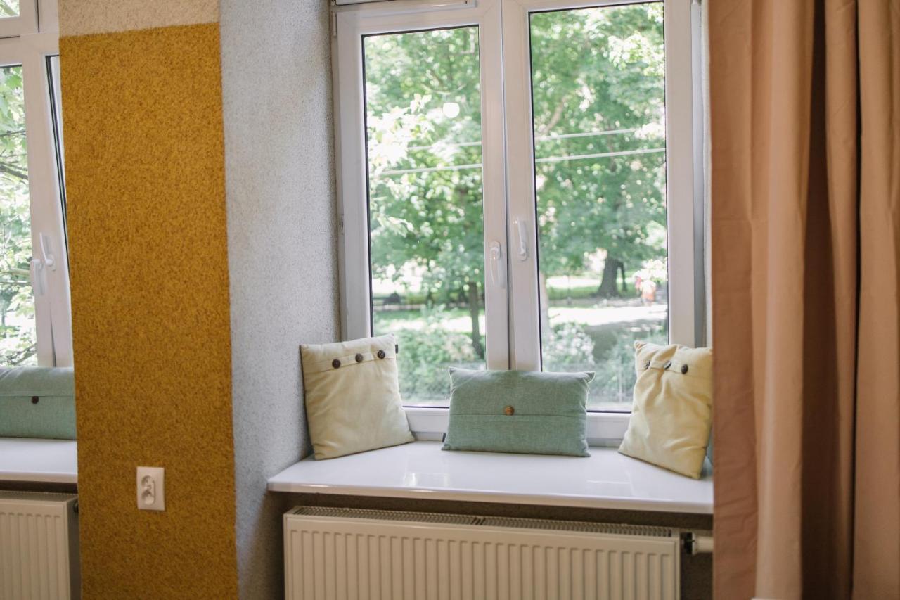 West13 Guest Rooms 크라쿠프 외부 사진