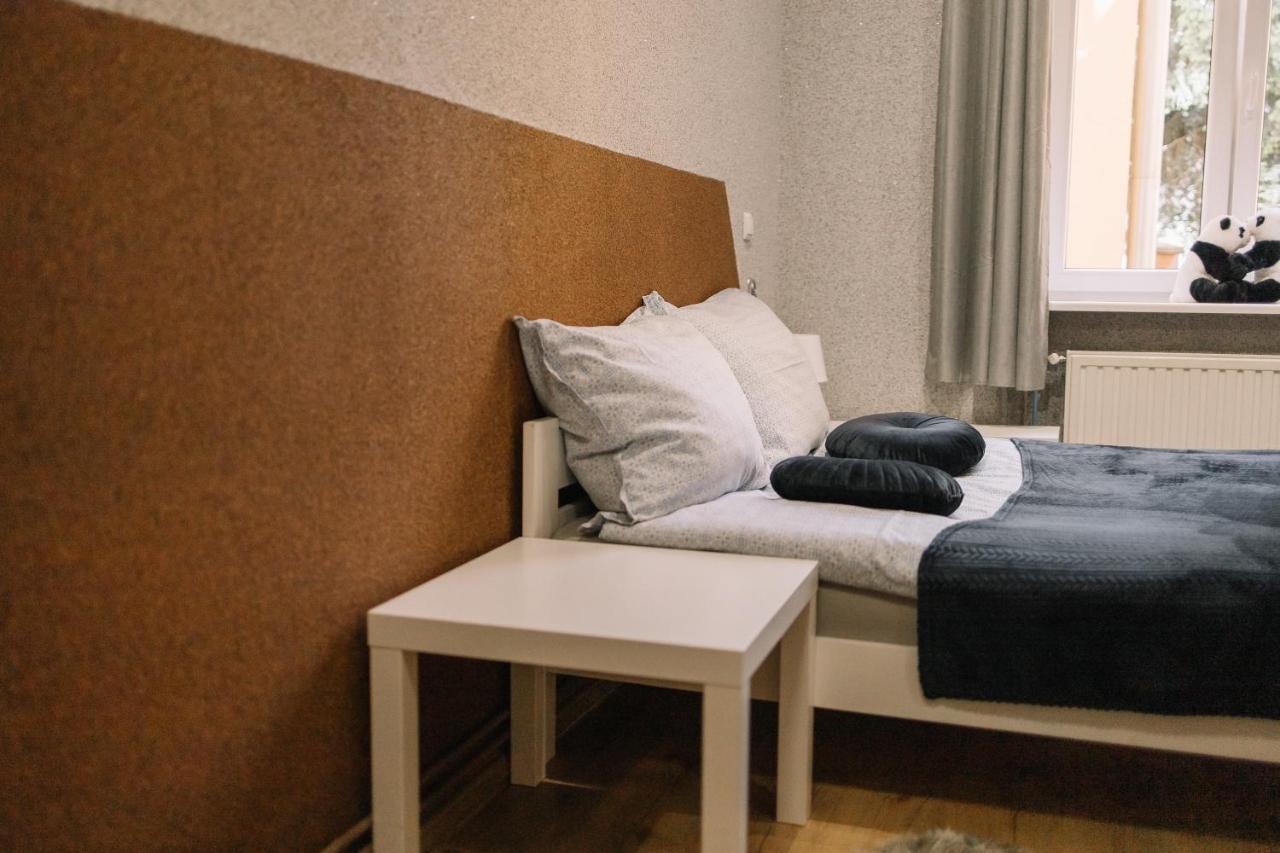 West13 Guest Rooms 크라쿠프 외부 사진