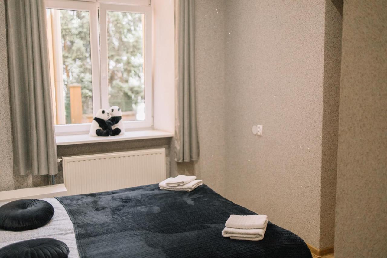 West13 Guest Rooms 크라쿠프 외부 사진